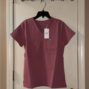 Brand new! Figs Women's Top in Mauve. Catarina one pocket scrub top.